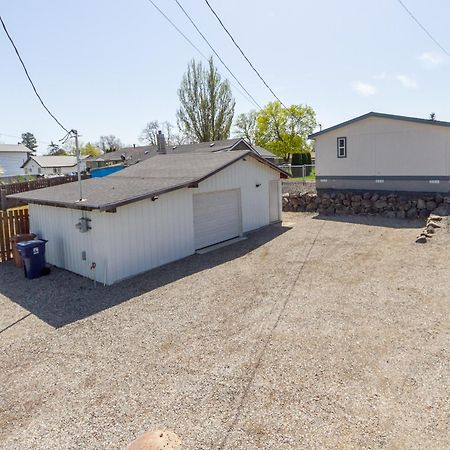 Cute And Cozy 3 Bed 2 Bath Home In North Spokane Buitenkant foto